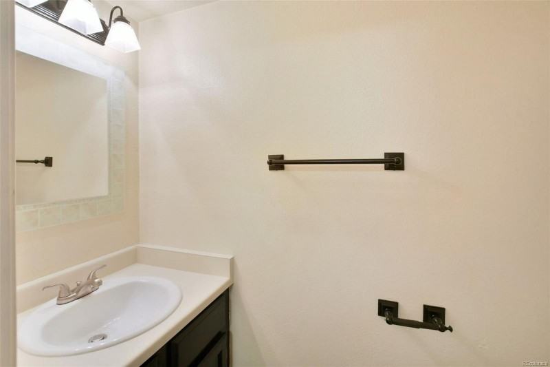 412 Wright St #104 - Photo 6 of 29