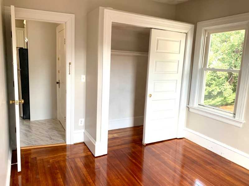 78 Irving Ave #1 - Photo 6 of 18