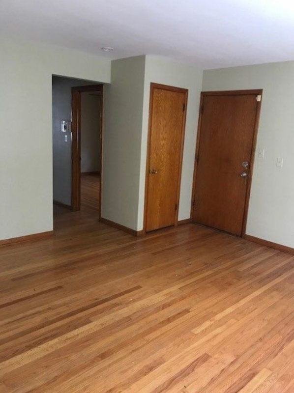 2328 N Lawndale Ave #2 - Photo 6 of 8