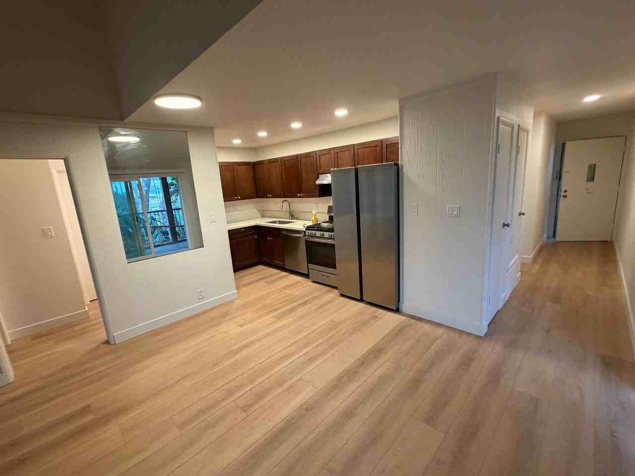 664 Sunfish Way - Photo 3 of 17