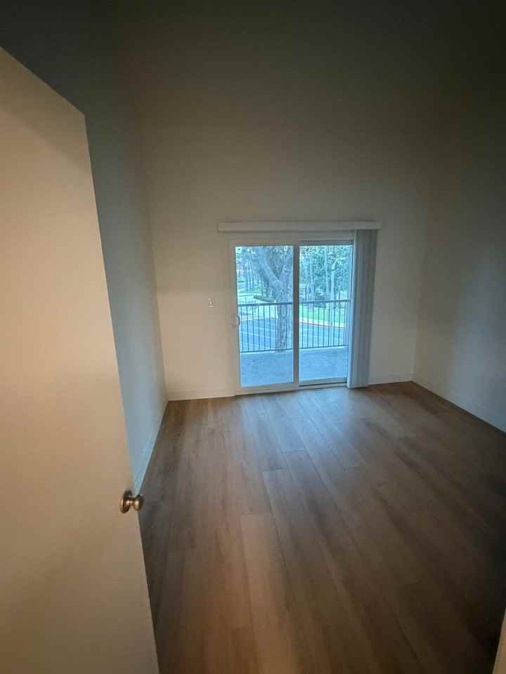 664 Sunfish Way - Photo 5 of 17