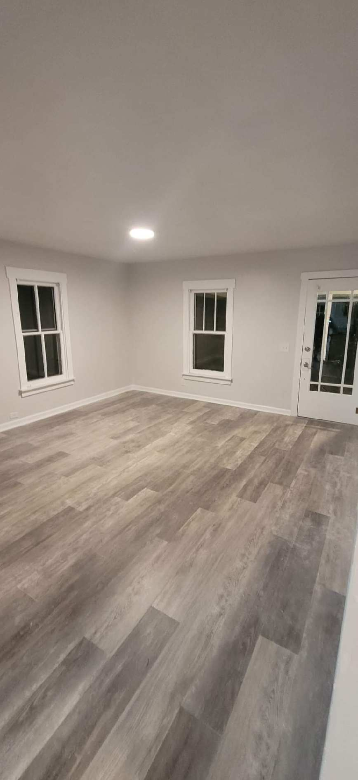 122 E Scott St - Photo 7 of 16