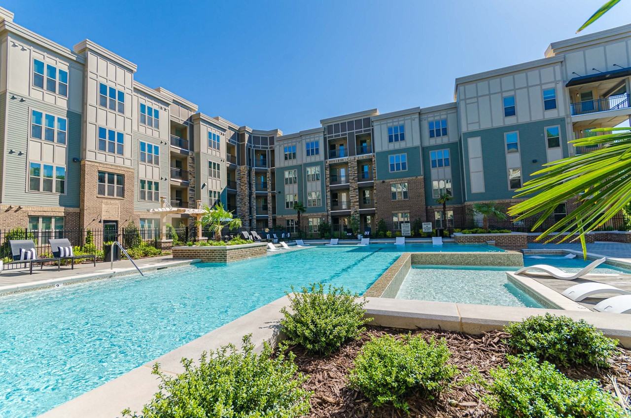 Camden Alpharetta - Photo 2 of 50