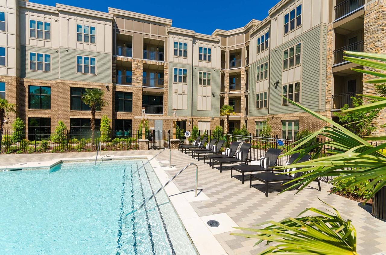 Camden Alpharetta - Photo 4 of 50