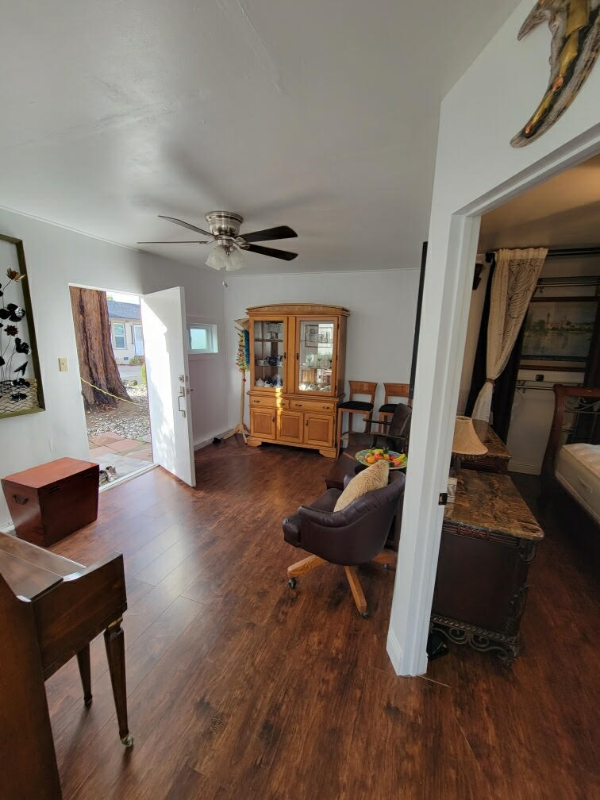 25386 Uvas Ct - Photo 3 of 24