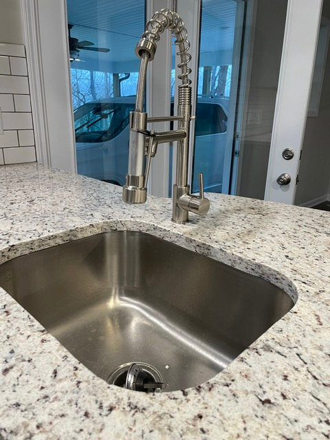 3082 Valley Creek Rd - Photo 5 of 18