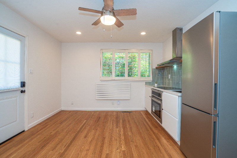 3985 Royal Arch Dr #B - Photo 6 of 14