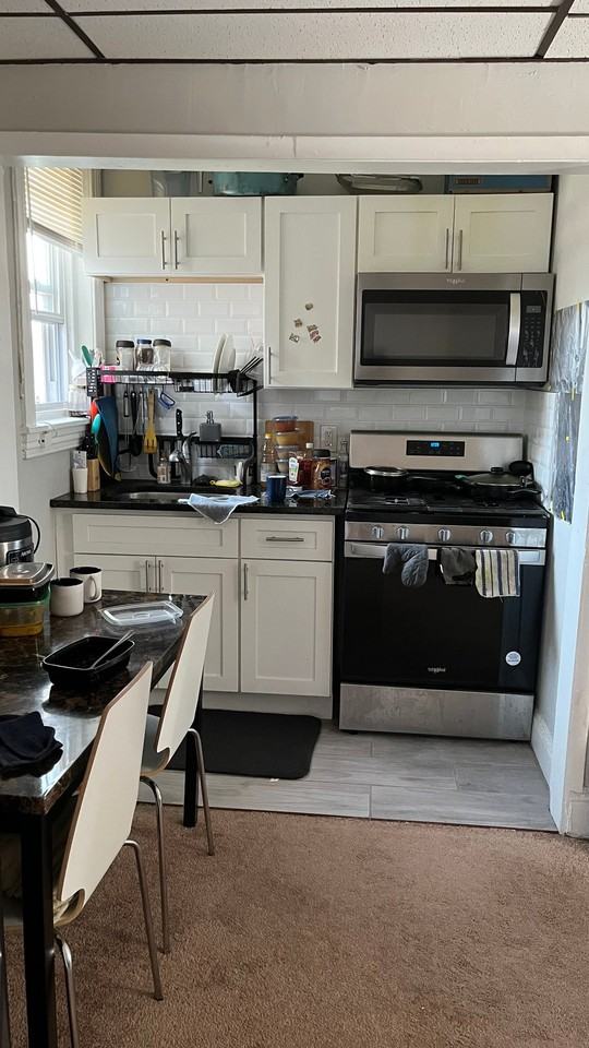 4312 Walnut St #3RR - Photo 7 of 9