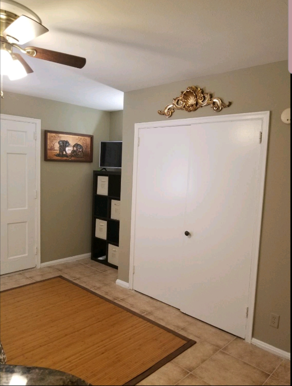 911 Riviera St - Photo 5 of 17