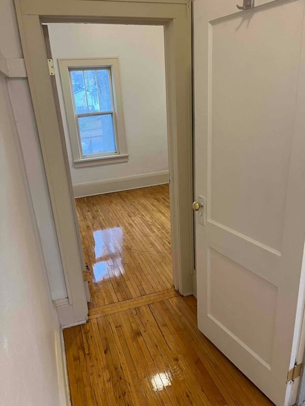 1247 Hubbard Ave #1 - Photo 6 of 7