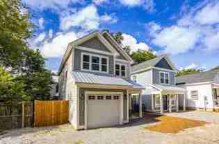 705 Brooks Aly - Photo 1 of 1