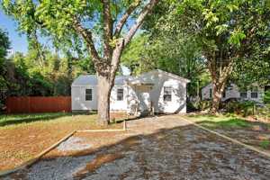 featured image of 5745 Holland St