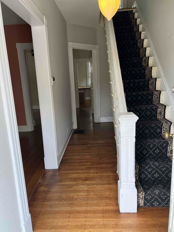 2848 Linwood Ave - Photo 5 of 15