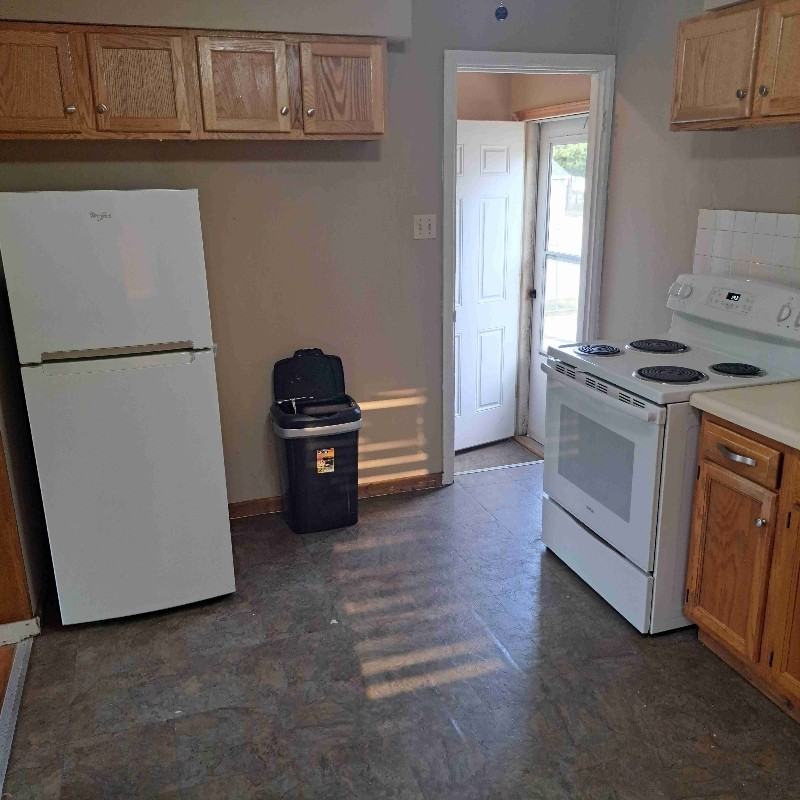 1106 Stack Ave - Photo 5 of 11