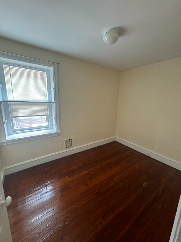 232 S 44th St #3FL - Photo 3 of 8