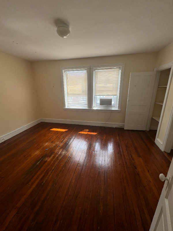 232 S 44th St #3FL - Photo 5 of 8