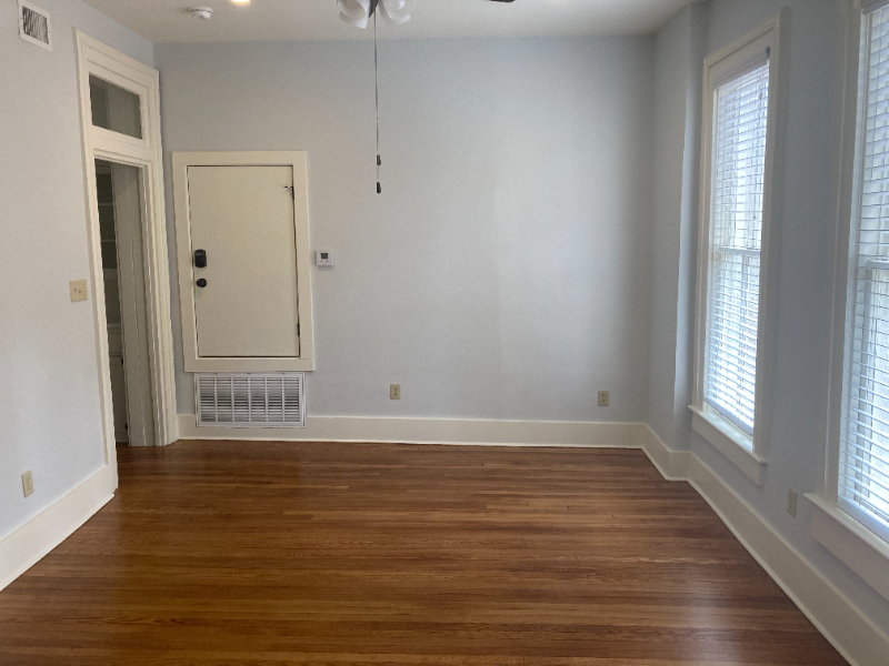 511 E 7th St #B - Photo 4 of 20