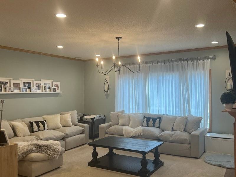 8633 Carriage Hill Ct - Photo 4 of 14