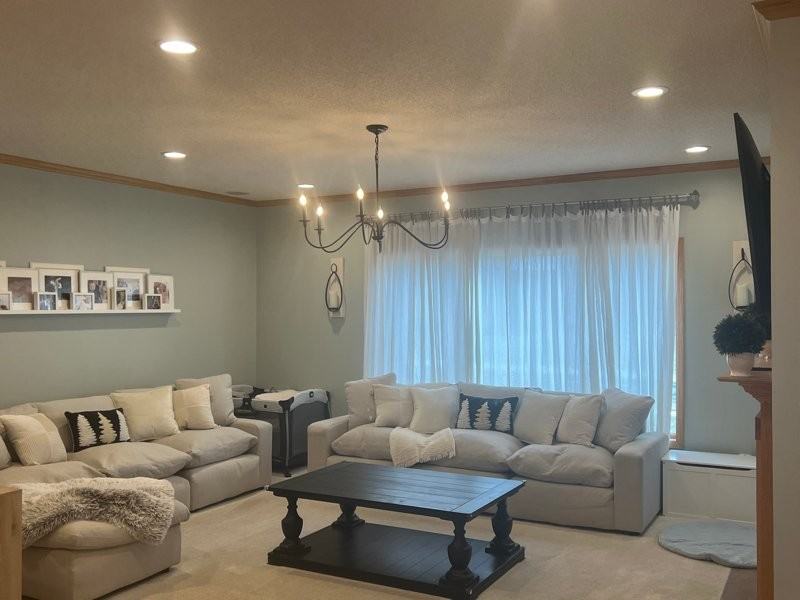 8633 Carriage Hill Ct - Photo 6 of 14