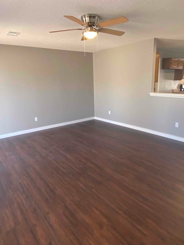 1205 Copper Creek Dr - Photo 3 of 18