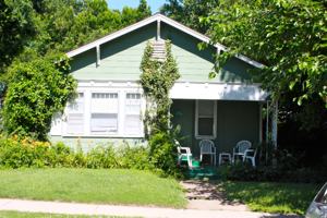 featured image of 1627 S Saint Louis Ave