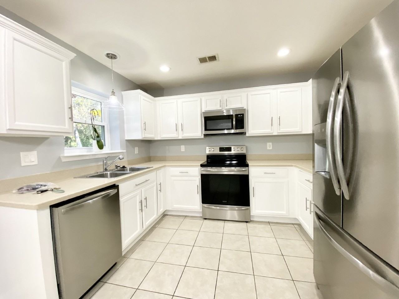 470 Live Oak Walk - Photo 4 of 20