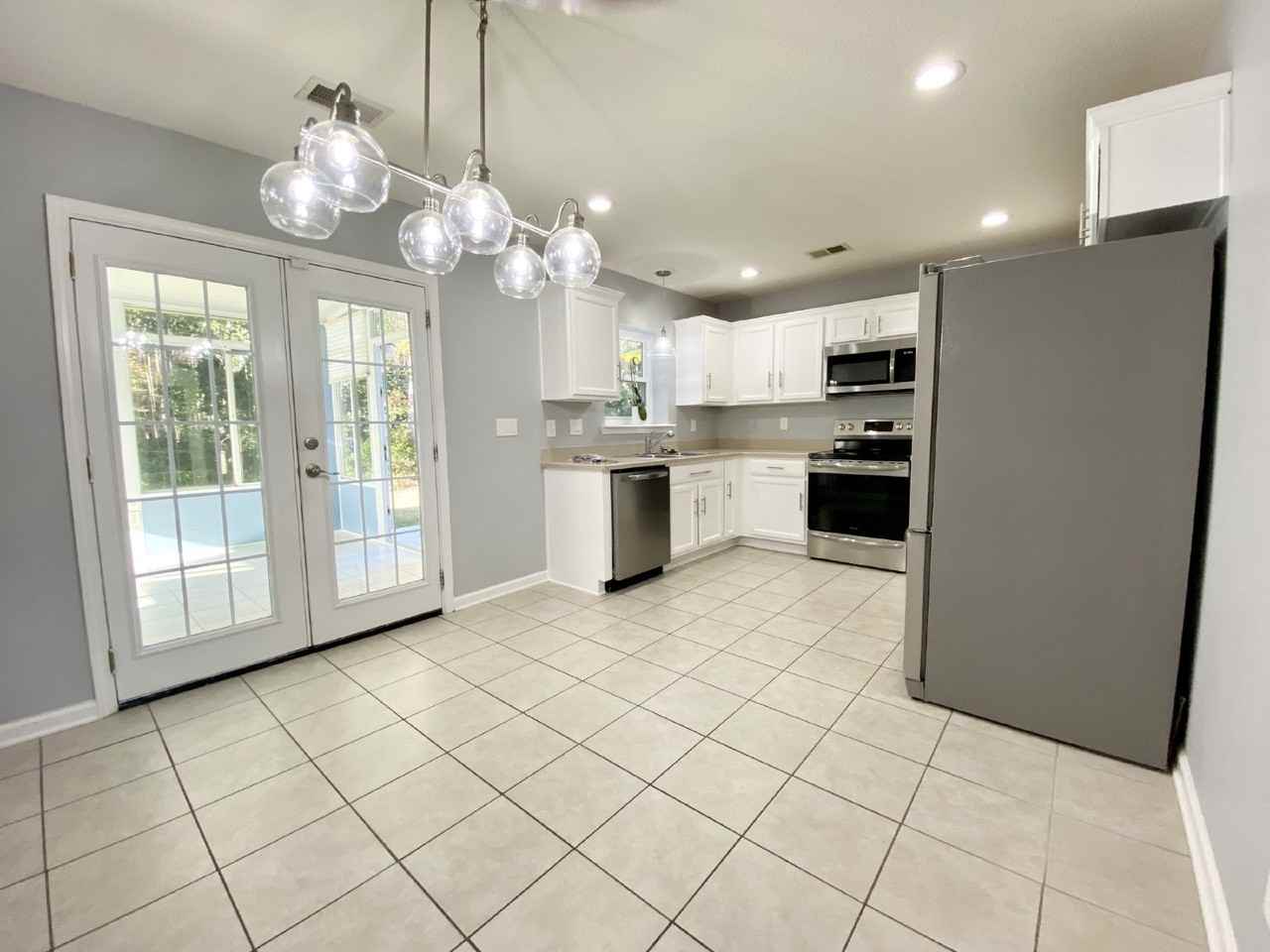 470 Live Oak Walk - Photo 5 of 20