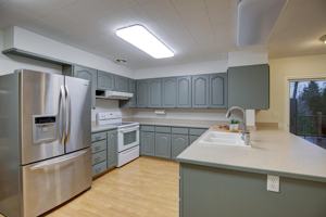 featured image of 1740 Bel Aire Ave #1