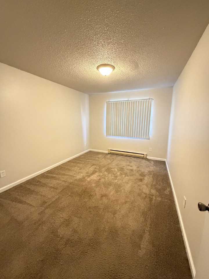 13335 Se Powell Blvd #02 - Photo 6 of 8