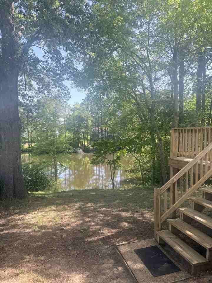 5201 Hallmark Dr - Photo 2 of 18