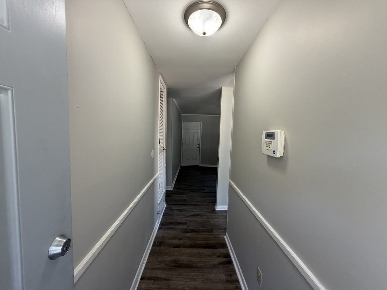 119 Deerwood Ct - Photo 2 of 14