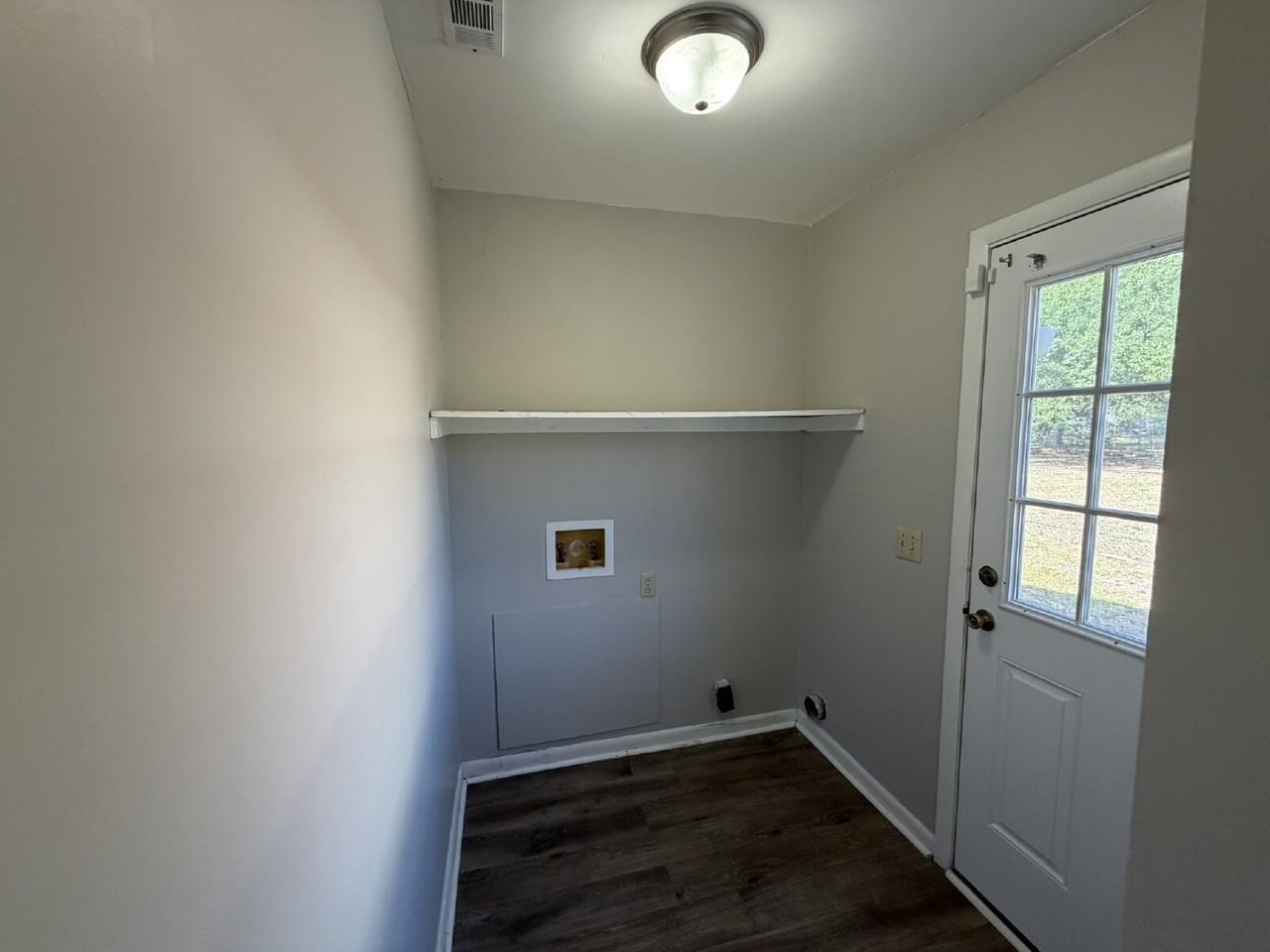 119 Deerwood Ct - Photo 4 of 14