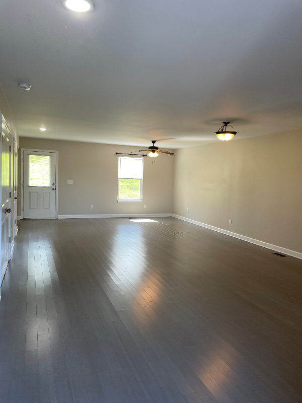 305 2nd St #311 - Photo 4 of 14