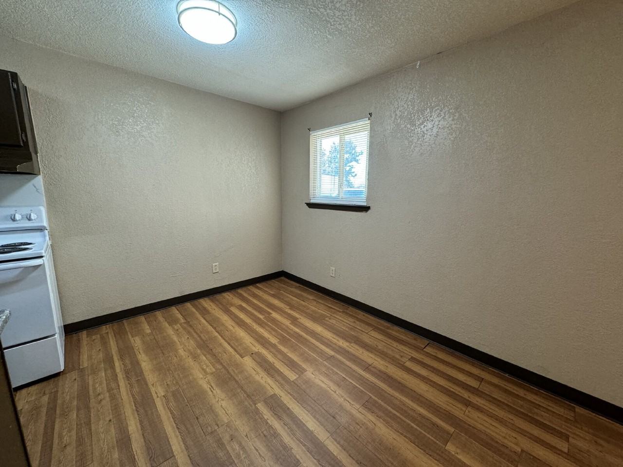226 Cherry St - Photo 3 of 7