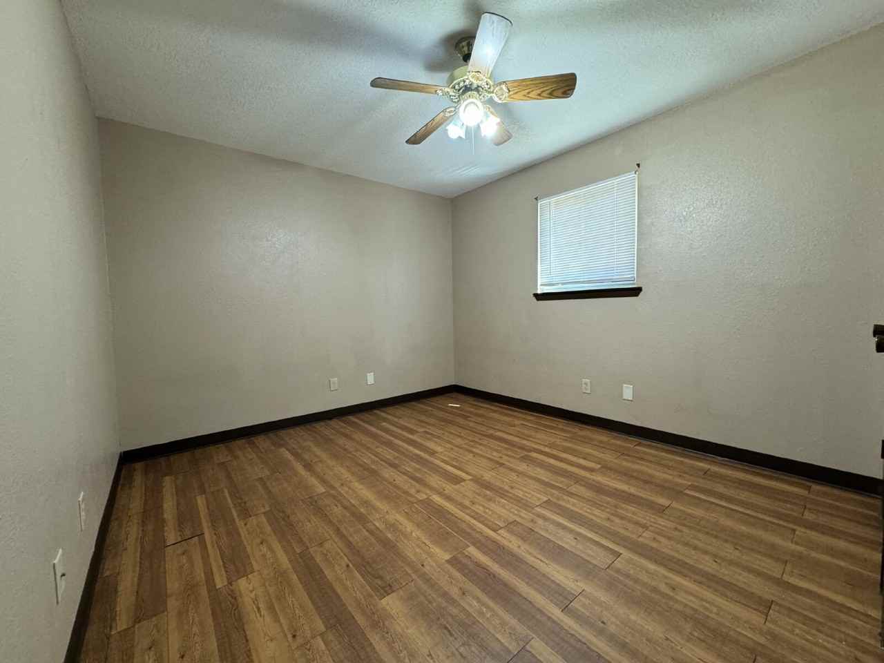 226 Cherry St - Photo 6 of 7