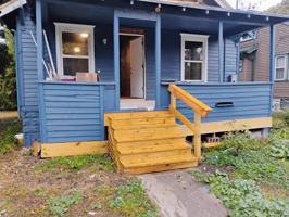 featured image of 1414 Maple Ave