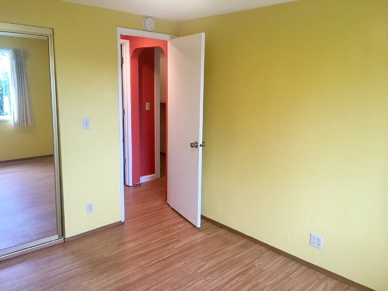 1359 Hayes St - Photo 7 of 11