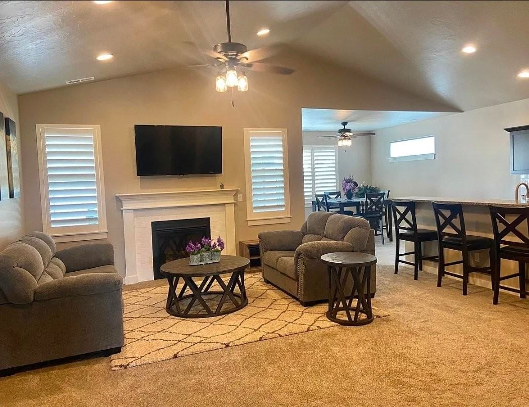 3568 N Eleanor Way - Photo 5 of 12