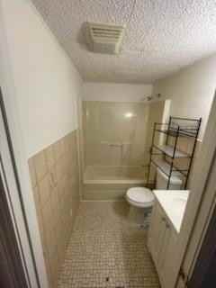 825 Saint Matthew Dr - Photo 3 of 10