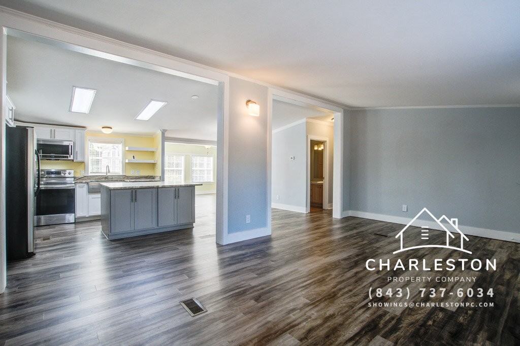 1807 United Dr - Photo 3 of 30