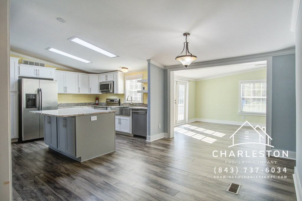 1807 United Dr - Photo 5 of 30