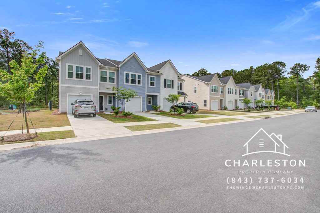 4105 Quincy Adams Ln - Photo 3 of 31