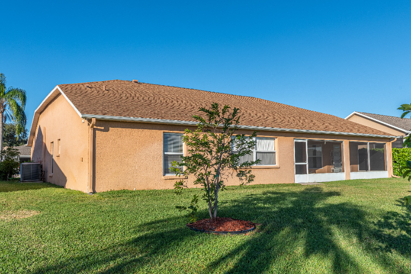 1092 Egret Lake Way - Photo 5 of 33