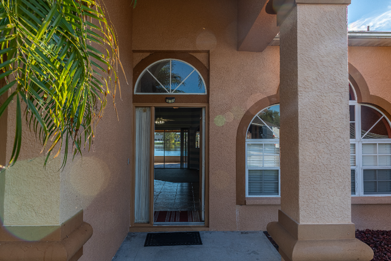 1092 Egret Lake Way - Photo 6 of 33