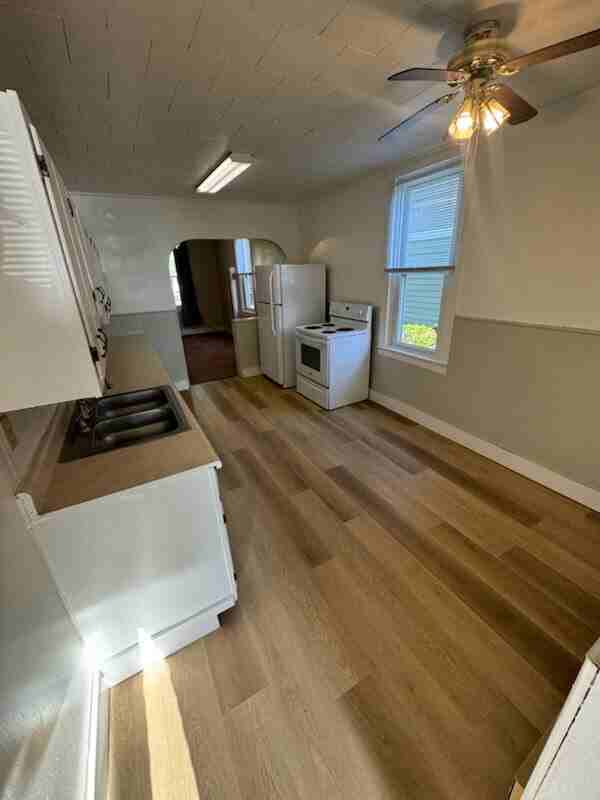 122 S Frankfort St - Photo 4 of 7
