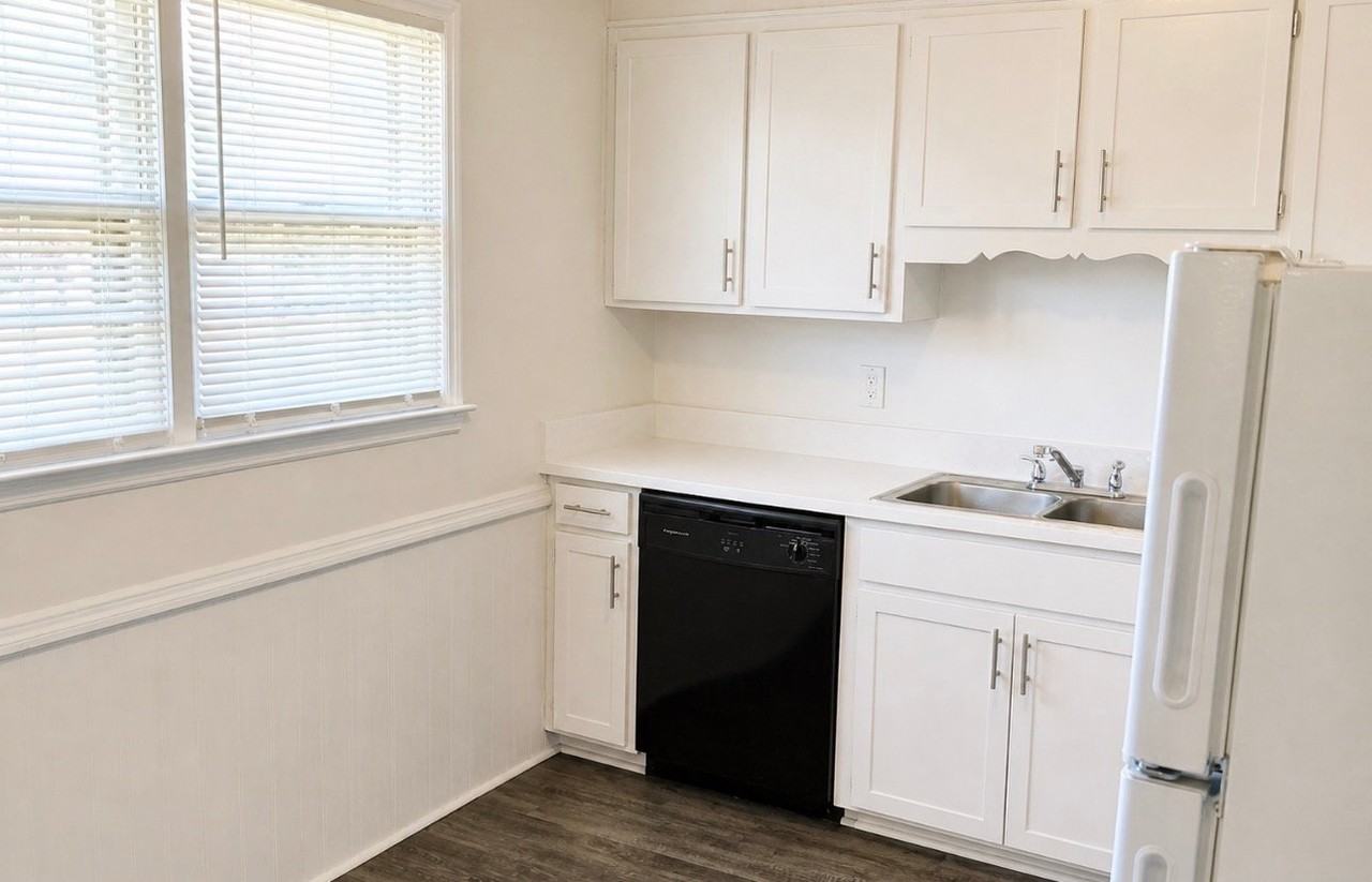 19 Wedgefield Dr #A - Photo 2 of 4