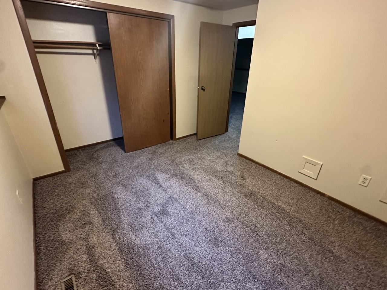 1510 Terrace Dr - Photo 3 of 6