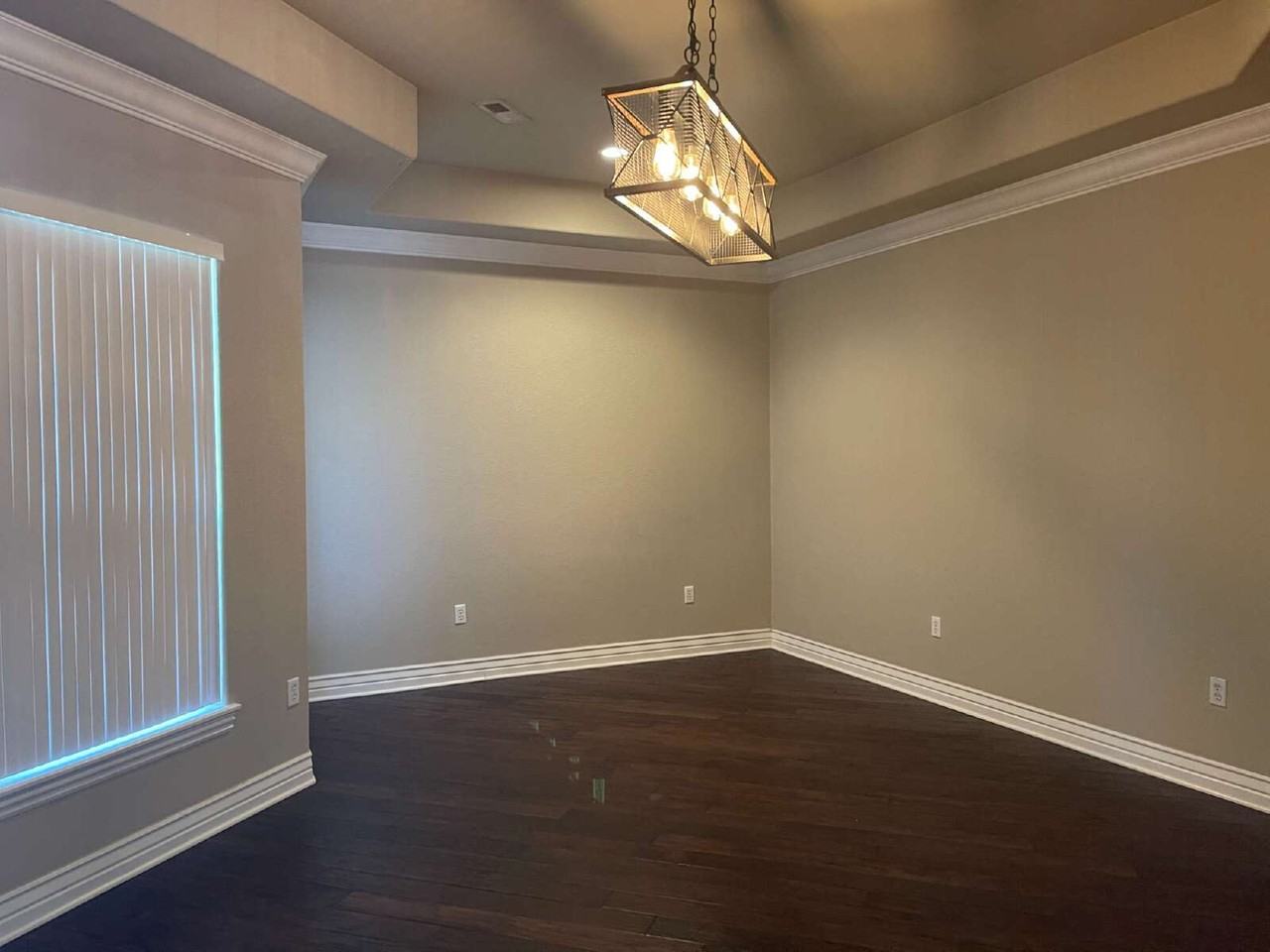 122 Millstone Ct - Photo 3 of 50
