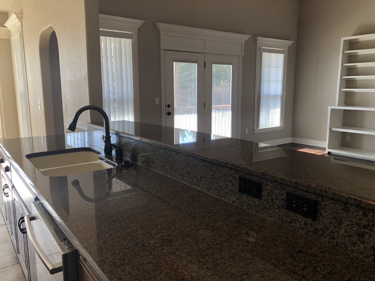122 Millstone Ct - Photo 7 of 50