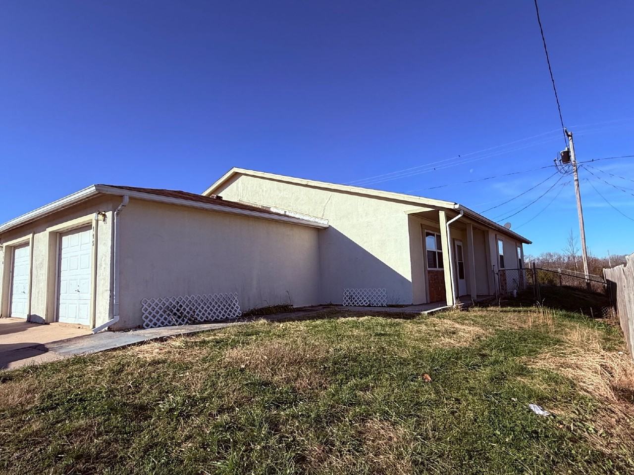 115 Fritts Way - Photo 3 of 21